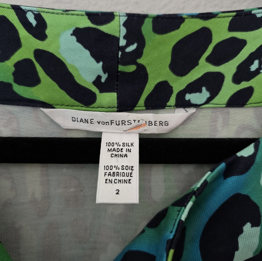 Diane Von Furstenberg Silk Mini Dress Size 2 - Picture 4 of 6